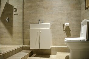 The Hilltop Guesthouse