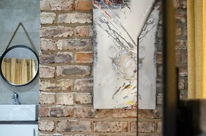 The Hilltop Guesthouse