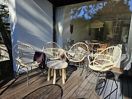 Tr ia Beach House With Pool