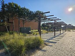 Tr ia Beach House With Pool