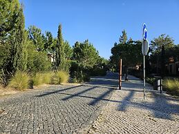 Tr ia Beach House With Pool