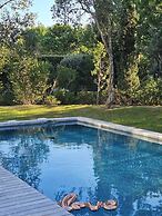 Tr ia Beach House With Pool