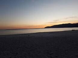 Tr ia Beach House With Pool