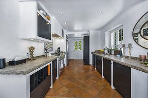 Seaview Countryside Charm Villa Almancil