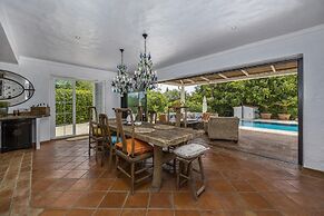 Seaview Countryside Charm Villa Almancil