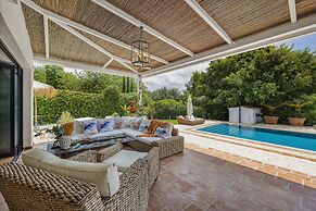 Seaview Countryside Charm Villa Almancil