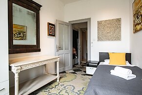 Secret Garden by DuHomes