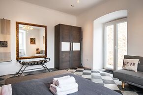 Secret Garden by DuHomes