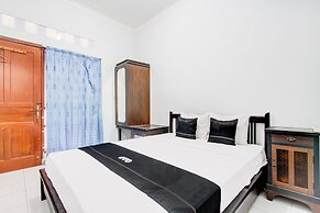 Capital O 93842 Jowo Segoro ResortNearPantai Sepanjang