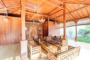 Capital O 93842 Jowo Segoro ResortNearPantai Sepanjang