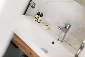 Comfort City Suites & Rooms