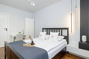 Ślusarska Apartment by Renters Prestige