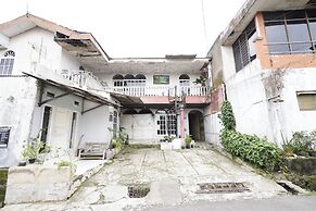 OYO 93847 Blio Guest House Syariah