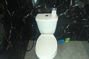 Capital O 93816 Cerry Village