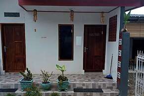 OYO 93848 Kost Reski 1 Near Pasar Rakyat Limbung