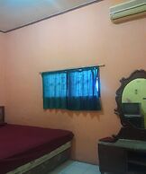 SPOT ON 93852 Fermansio Homestay 2