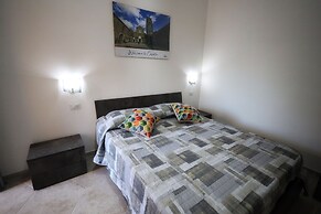 B&B REVOLUTION BED & BREAKFAST