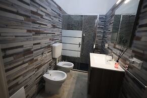 B&B REVOLUTION BED & BREAKFAST