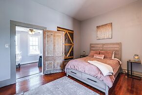 Luxe Virginia Historical Estate w/ Charcoal Grill!