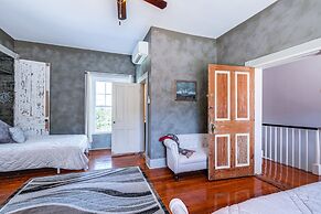 Luxe Virginia Historical Estate w/ Charcoal Grill!