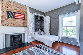 Luxe Virginia Historical Estate w/ Charcoal Grill!