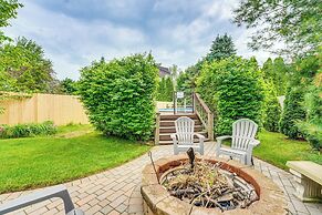 Sterling Heights Getaway w/ Fire Pit!