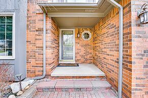 Sterling Heights Getaway w/ Fire Pit!