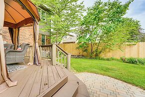 Sterling Heights Getaway w/ Fire Pit!