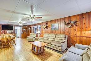 Hayward Retreat on the Chippewa Flowage w/ Dock!