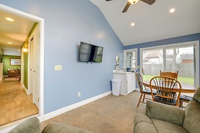 Angola Getaway: Walk to Lake Erie Beach Park!