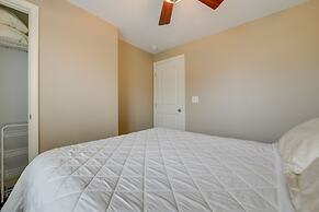 Angola Getaway: Walk to Lake Erie Beach Park!