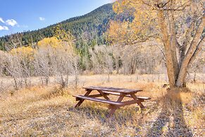 Close to Hot Springs: Chalk Creek Meadows Home!