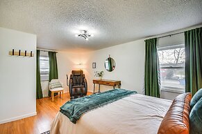 Jefferson City Bungalow: Hot Tub & Patio!