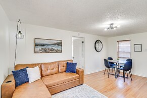 Jefferson City Bungalow: Hot Tub & Patio!