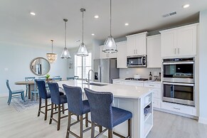 Modern & Spacious Home w/ Pool in Ocean View!