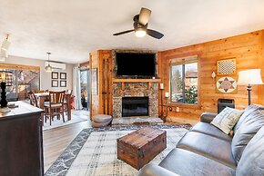 Swiss Mountain 1 Bedroom - Premier Unit with Patio by RedAwning - Save