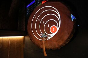 Swiss Mountain 1 Bedroom - Premier Unit with Patio by RedAwning - Save