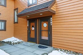 Swiss Mountain 1 Bedroom - Premier Unit with Patio by RedAwning - Save