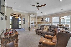 Charming 2 Story Retreat 2 Bedroom Home by RedAwning