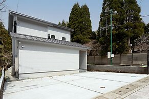 Hakone Ashinoko Lakeside Resort