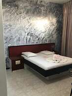 HOTEL CANAL HUM PISTAO