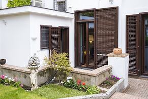 House Garden San Lorenzo