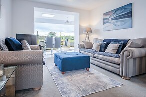Pencw Garden View - 3 Bed Apartment - Saundersfoot