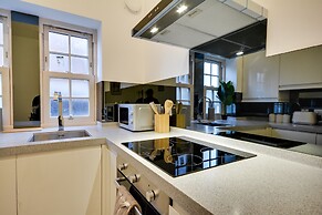 Lovely 1-bed Apartment in Wigan