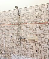 SPOT ON 93819 Homestay Shinta Syariah