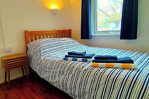 Painters Cottage, 2-bed Chalet nr St Ives & Hayle