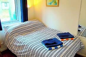 Painters Cottage, 2-bed Chalet nr St Ives & Hayle