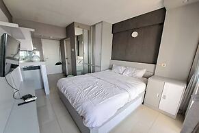 OYO Life  93855 Apartement The Jarrdin By Apt Property