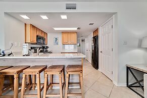 1br/1ba Sleeps 4 Near Beach w/ Breathtaking Ocean Views