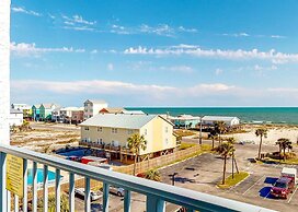 1br/1ba Sleeps 4 Near Beach w/ Breathtaking Ocean Views